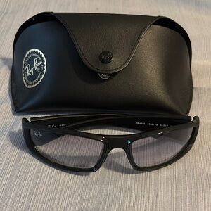 Ray-Ban Sleek Black Sunglasses with Case